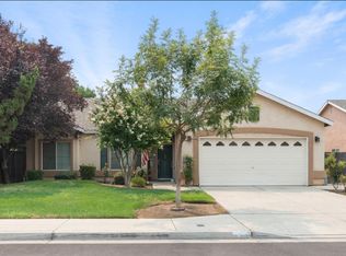 1790 Escalon Ave, Clovis, CA 93611