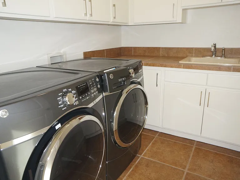 4139 NW Twilight Ter — Photo 16