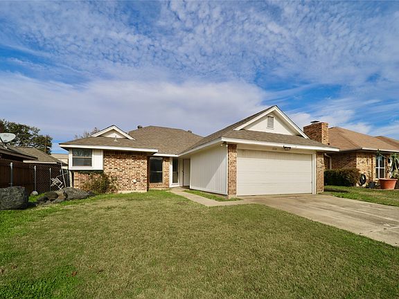 2nd image of 1014 Willowbrook Trl