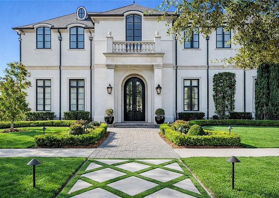 1st image of 3 Royal Palm Blvd