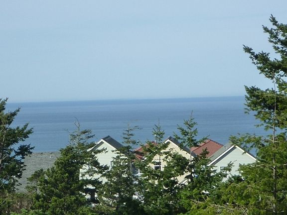 5th image of 260 Highland Dr