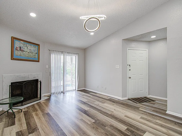 10101 S Gessner Rd #405 — Photo 10