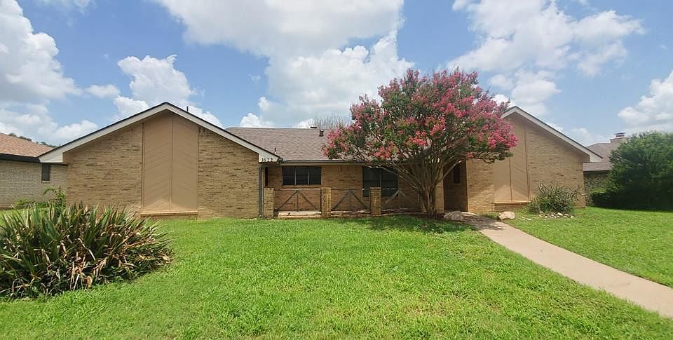 1st image of 3822 Sunset Dr