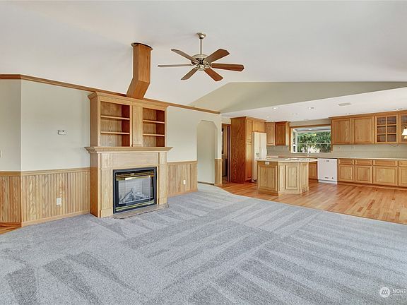 5th image of 5231 71st Avenue NE