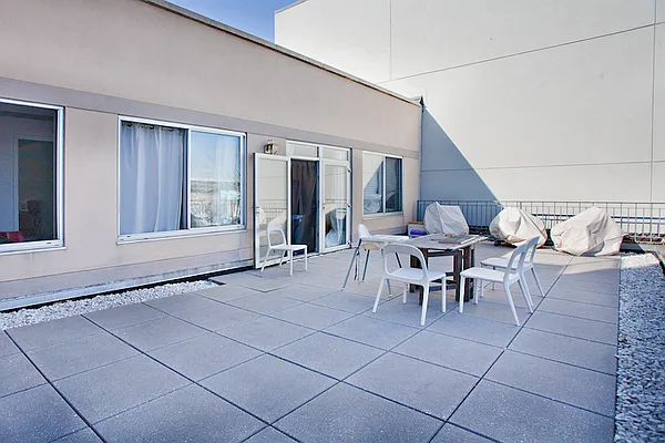 Sold by Avenue Sotheby's International Realty | media 8