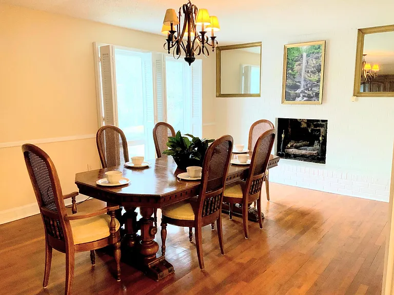 140 Cool River Dr — Photo 49