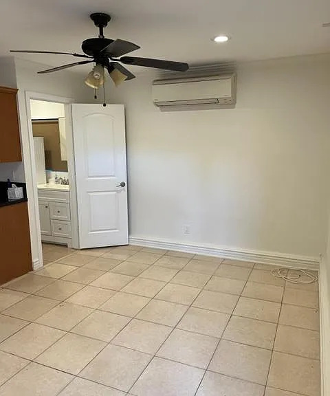 6210 Calvin Ave — Photo 8