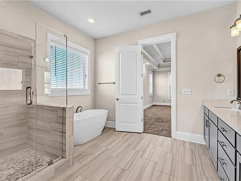 212 Blue Point Pkwy — Photo 25