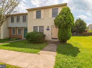 6300 Betsy Ross Ct, Centreville, VA 20121