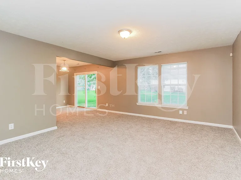 3661 Cedar Pine Pl — Photo 2