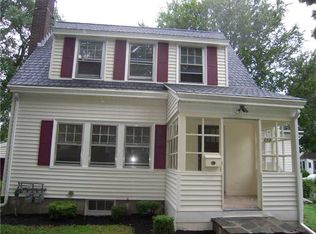 113 Maple Ave, Middletown, RI 02842