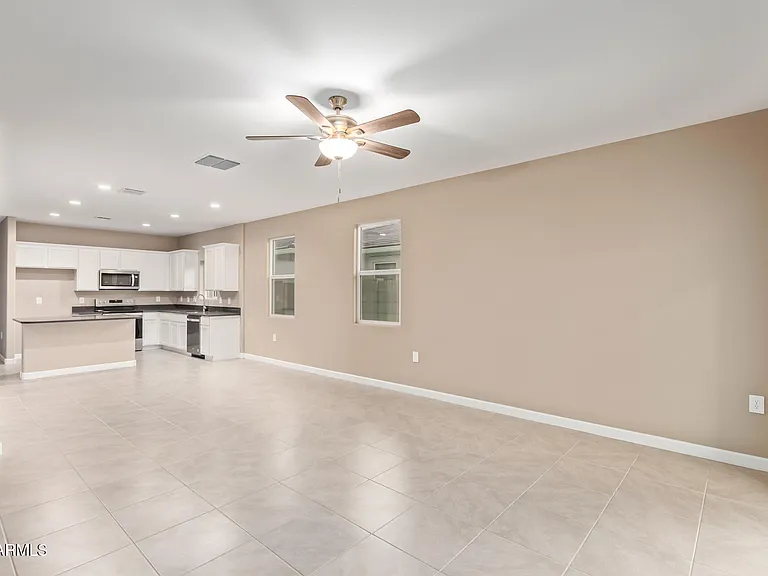 24179 W Ripple Rd — Photo 9