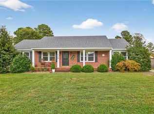 116 Grove Ave, Suffolk, VA 23434
