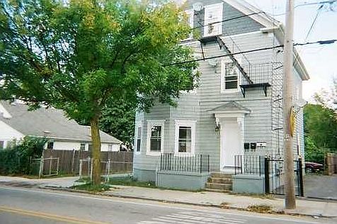 Renovated 3 unit