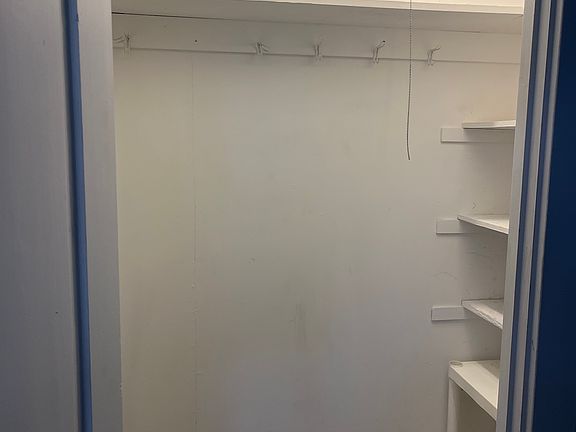 3rd image of 429 Main St