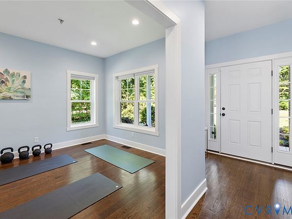 5th image of 1237 Evon Ave