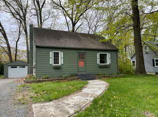 81 Chestnut Ln, Newburgh, NY 12550