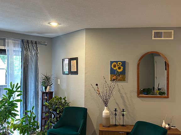 2nd image of 999 W Evelyn Trl #68