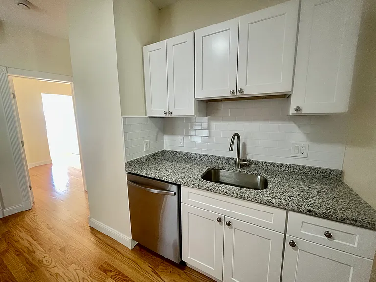 207 Princeton St #3 — Photo 9