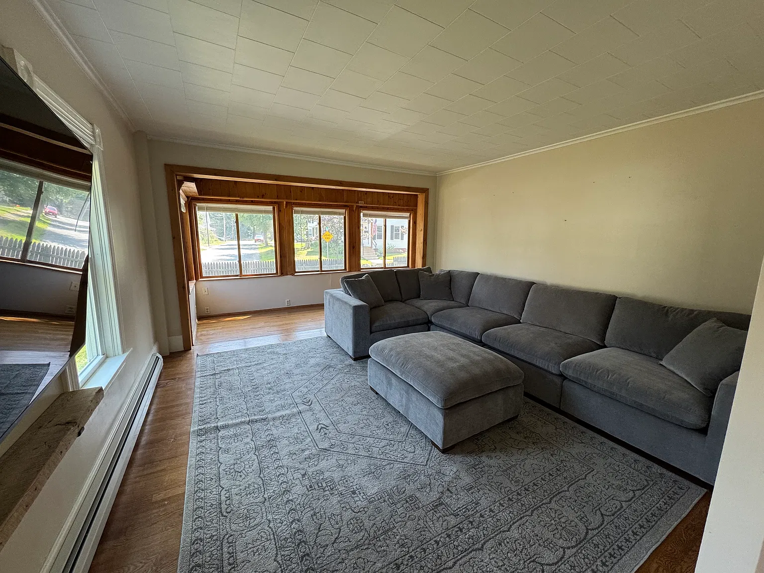 2 bed, 950 sqft, $2,800 — Photo 4