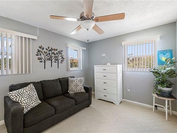 5th image of 8060 Sunrise Lakes Drive #201