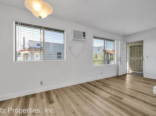 4350 Franklin Ave #6, Los Angeles, CA 90027