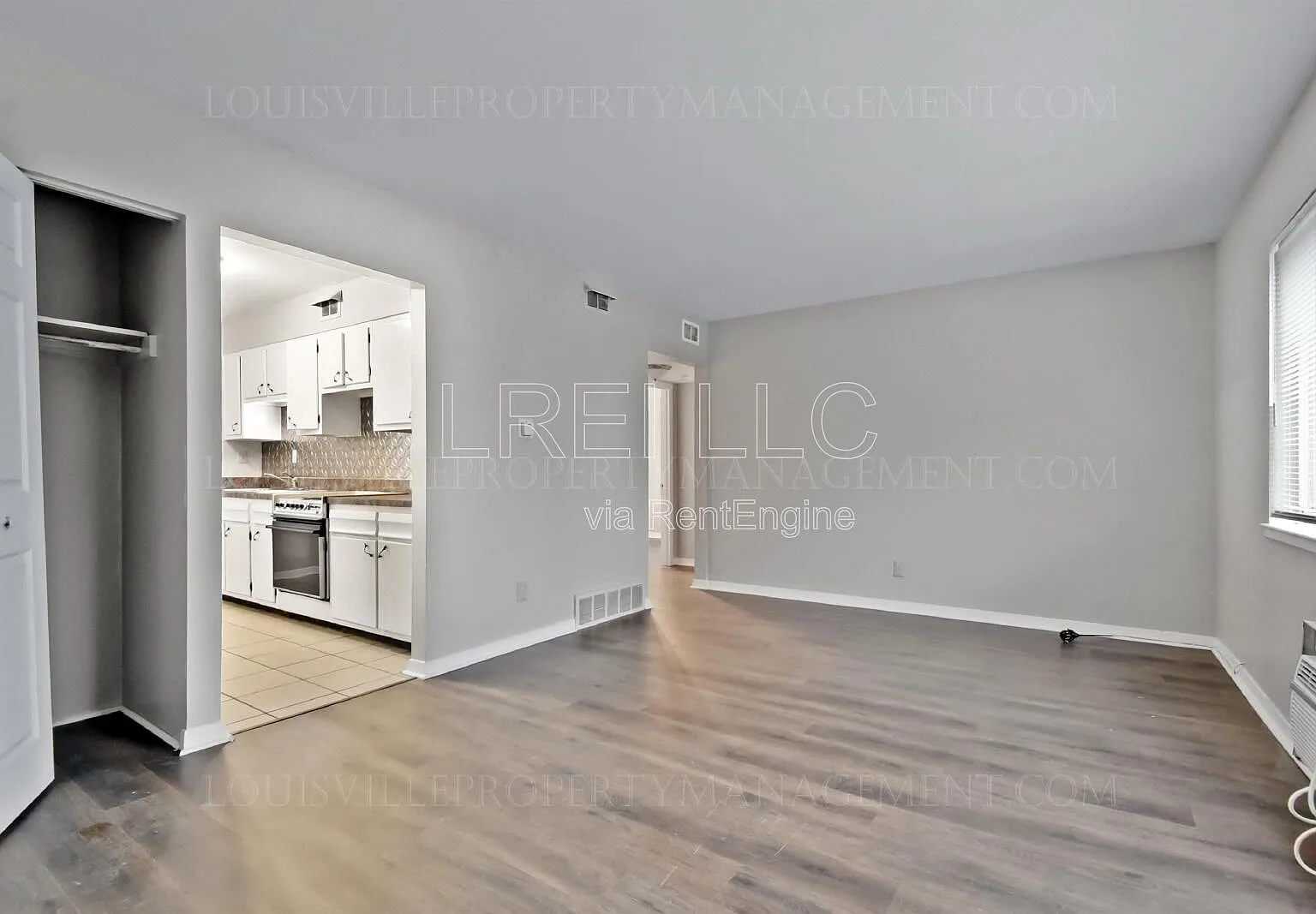 2 bed, 1.0 bath, 775 sqft, $950 — Photo 3