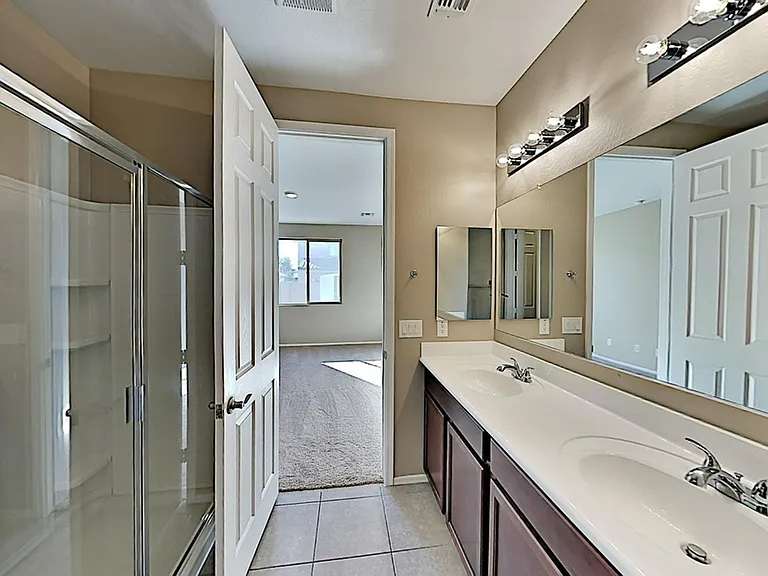 4823 W Saint Anne Ave — Photo 7