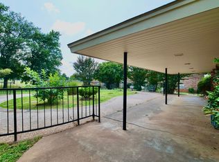 Villa Chateau Apartments, Shawnee, OK 74804