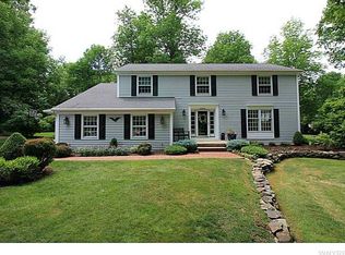 4696 Pine Mnr, Clarence, NY 14031