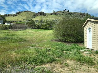 2230 S Naches Rd, Naches, WA 98937