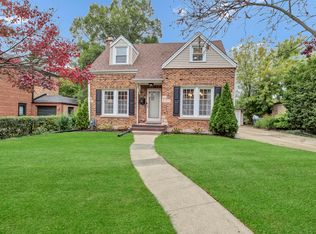 298 Harvey Ave, Des Plaines, IL 60016