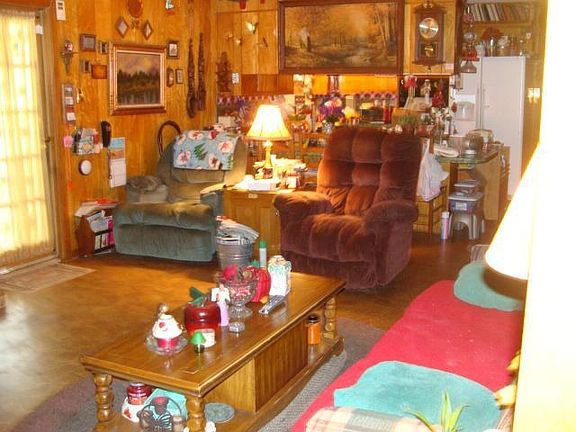 2nd image of 255 Beechwood St