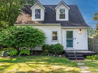 32919 Pardo St, Garden City, MI 48135