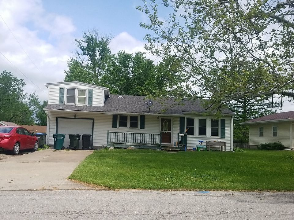 1st image of 1701 E McPherson St