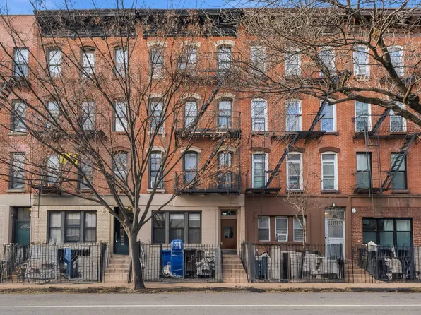 584 Sixth Avenue image 1 of 12