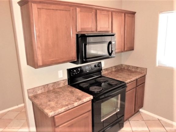 4th image of 7729 W Rancho Dr