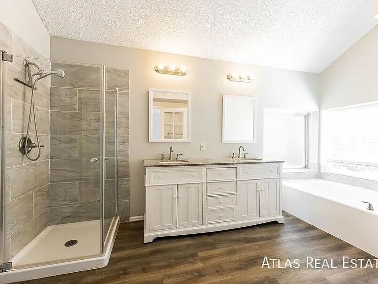 3545 Cranswood Way — Photo 8