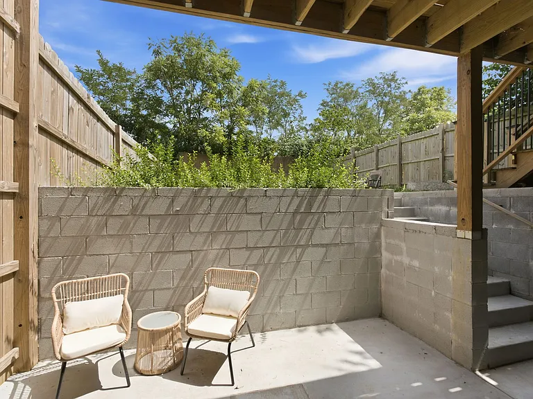 2712 Sharondale Ct #A — Photo 31
