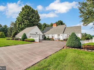 11425 Pine Hill Dr, Waynesboro, PA