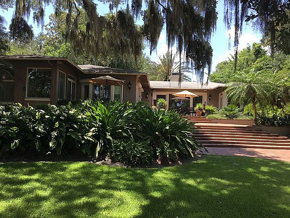 3rd image of 720 Palmer Ave