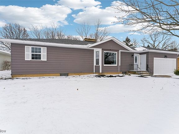 2nd image of 2601 Sherwood Dr
