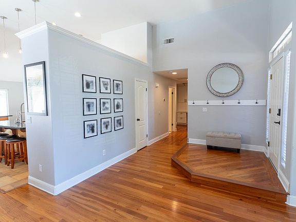 5th image of 9455 N Woodrow Ave