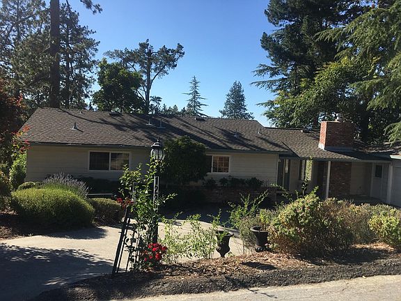 2nd image of 1220 Whispering Pines Dr
