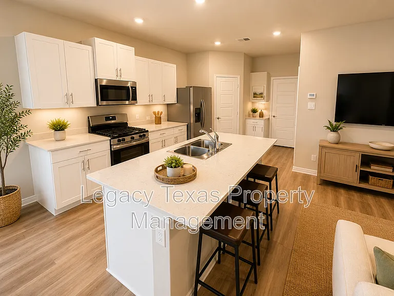 1911 Cherokee Ln — Photo 6