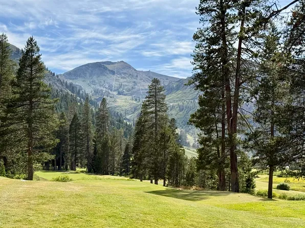 400 Squaw Creek Rd #425, Olympic Valley, CA 96146