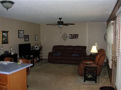 3rd image of 1217 Rockwell Dr