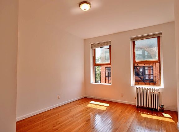 2nd image of 23 Jones St APT 18