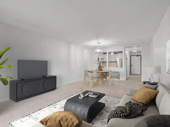 5697 Green Circle Dr APT 322, Minnetonka, MN 55343