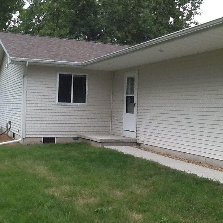 1st image of 3483 Northwest Dr